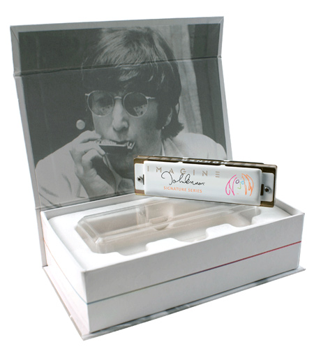 губная гармошка, украденная Джоном Ленноном