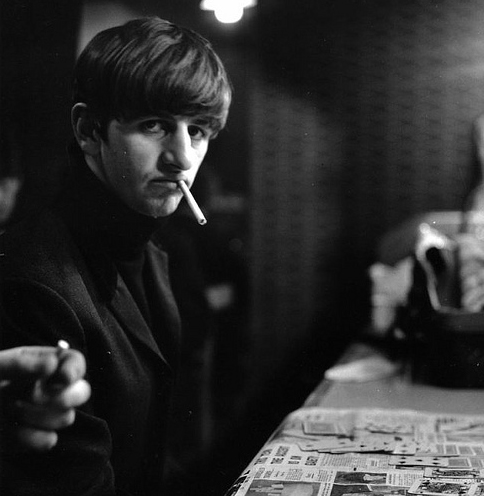 Ринго Старр. Фотография Jane Bown для газеты The Observer, ноябрь 1963. Иллюстрация к песне I Wanna Be Your Man (The Beatles)